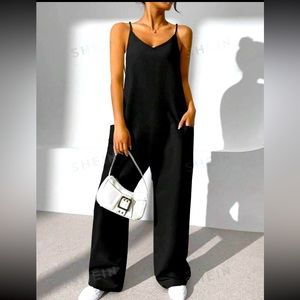 SHEIN EZwear Solid Dual Pocket Cami Jumpsuit
